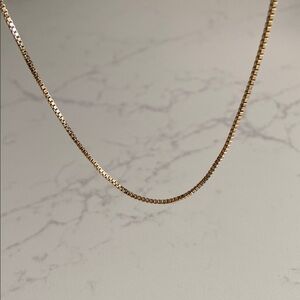 Pretty Bird • Yellow Gold Plated Box Chain